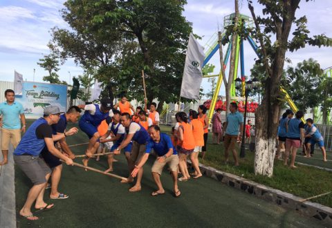 Các trò chơi tập thể giúp gắn kết mọi người, hâm nóng tinh thần đoàn kết giữa các cán bộ nhân viên