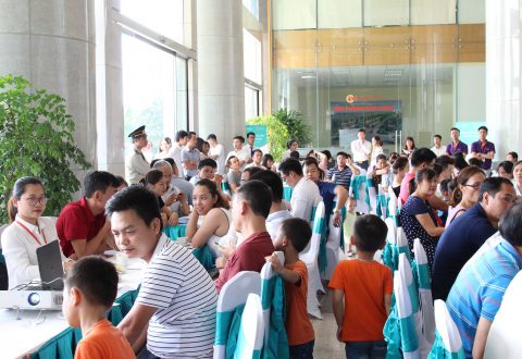 Sôi động giao dịch tại sự kiện