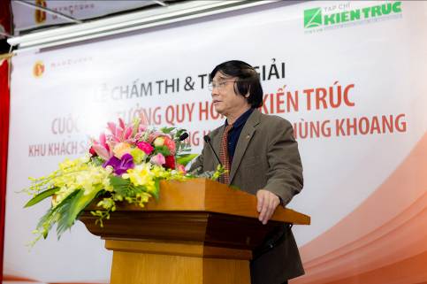 Chủ tịch Hội đồng giám khảo, Chủ tịch Hội Quy hoạch PTĐT Việt Nam – KTS Trần Quốc Chính phát biểu tại buổi lễ